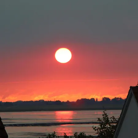 Apartament Penthouse Seepanorama, Am Alten Deich 16 9 *