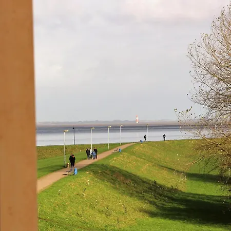 Apartmán Penthouse Seepanorama, Am Alten Deich 16 9 *
